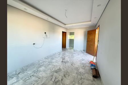 Sala - Casa 1 de casa à venda com 6 quartos, 332m² em Nascentes Imperiais, Contagem