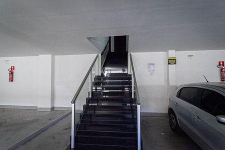 Entrada de apartamento para alugar com 2 quartos, 50m² em Chacaras Reunidas Santa Terezinha, Contagem