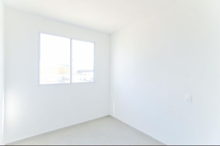 Quarto 1 de apartamento para alugar com 2 quartos, 44m² em Vila Nova Bonsucesso, Guarulhos