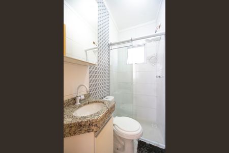 Banheiro de apartamento para alugar com 1 quarto, 27m² em Chácara Seis de Outubro, São Paulo