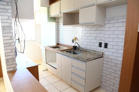 Cozinha de apartamento para alugar com 3 quartos, 72m² em Jardim Monte Serrat, Aparecida de Goiânia