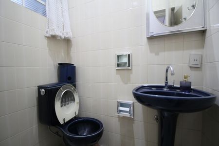 Banheiro de casa para alugar com 3 quartos, 149m² em Jardim Londrina, São Paulo