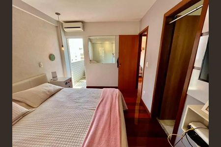 Apartamento à venda com 110m², 3 quartos e 2 vagas Apartamento à venda com 110m², 3 quartos e 2 vagasQuarto