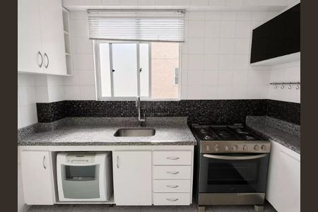 Cozinha de apartamento à venda com 3 quartos, 110m² em Buritis, Belo Horizonte