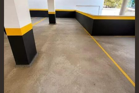 Garagem de apartamento à venda com 3 quartos, 110m² em Buritis, Belo Horizonte