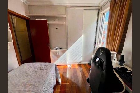 Quarto de apartamento à venda com 3 quartos, 110m² em Buritis, Belo Horizonte