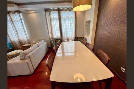 Apartamento à venda com 110m², 3 quartos e 2 vagas Apartamento à venda com 110m², 3 quartos e 2 vagasSala de Jantar