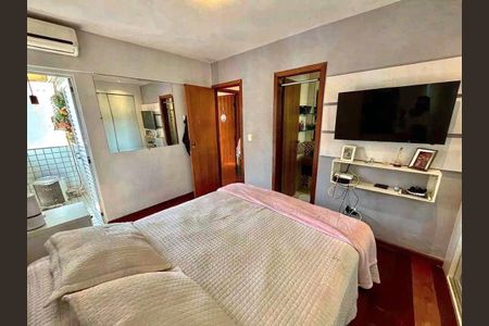 Apartamento à venda com 110m², 3 quartos e 2 vagas Apartamento à venda com 110m², 3 quartos e 2 vagasQuarto