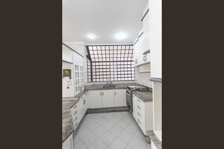 Cozinha de casa para alugar com 3 quartos, 220m² em Jardim dos Oliveiras, Campinas