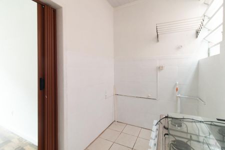 Cozinha de apartamento para alugar com 2 quartos, 46m² em Cristal, Porto Alegre