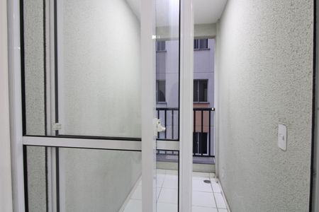 varanda de apartamento para alugar com 2 quartos, 39m² em Cangaiba, São Paulo