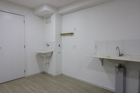 Apartamento para alugar com 39m², 2 quartos e sem vagasala / cozinha / área de serviço