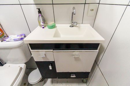 Casa à venda com 125m², 5 quartos e 4 vagas Casa à venda com 125m², 5 quartos e 4 vagasBanheiro - Casa 1