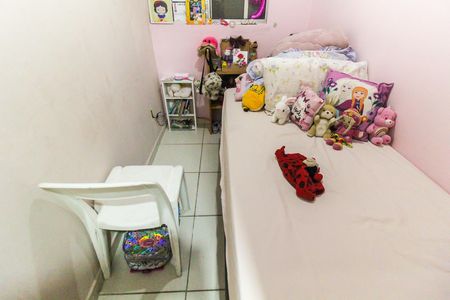 Casa à venda com 125m², 5 quartos e 4 vagas Casa à venda com 125m², 5 quartos e 4 vagasQuarto 2 - Casa 2