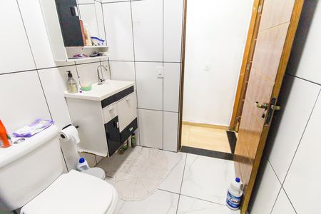 Casa à venda com 125m², 5 quartos e 4 vagas Casa à venda com 125m², 5 quartos e 4 vagasBanheiro - Casa 1