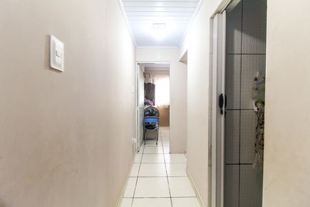 Casa à venda com 125m², 5 quartos e 4 vagas Casa à venda com 125m², 5 quartos e 4 vagasCorredor - Casa 2
