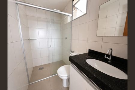 Cozinha de apartamento para alugar com 2 quartos, 65m² em Santa Terezinha, Belo Horizonte