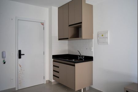 Sala/Cozinha Integrados de apartamento para alugar com 1 quarto, 40m² em Vila Anglo Brasileira, São Paulo