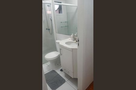 Banheiro de apartamento para alugar com 2 quartos, 63m² em Vila Dusi, São Bernardo do Campo
