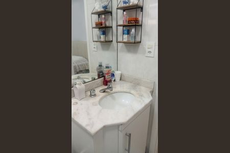 Banheiro de apartamento para alugar com 2 quartos, 63m² em Vila Dusi, São Bernardo do Campo
