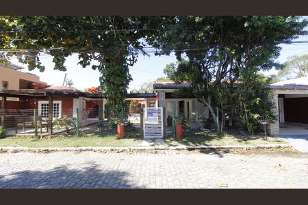 Fachada de casa de condomínio para alugar com 5 quartos, 550m² em Praia do Siqueira, Cabo Frio