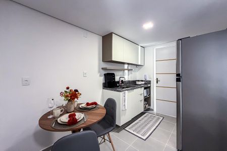 Cozinha de apartamento para alugar com 1 quarto, 26m² em Belenzinho, São Paulo