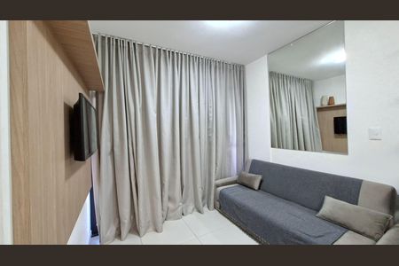 Sala  de apartamento para alugar com 1 quarto, 38m² em Barra, Salvador