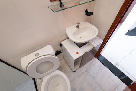 Casa para alugar com 156m², 3 quartos e 2 vagas Casa para alugar com 156m², 3 quartos e 2 vagasBanheiro Social