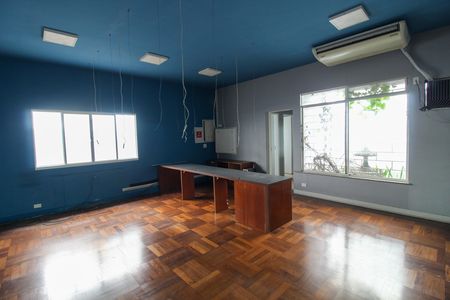 Sala de casa para alugar com 6 quartos, 1000m² em Butantã, São Paulo