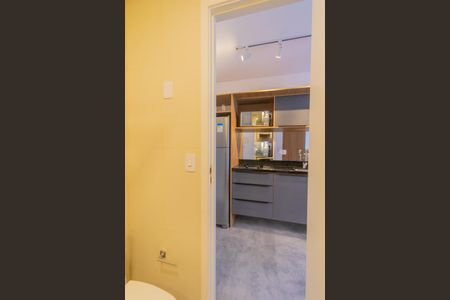Banheiro Social de apartamento para alugar com 1 quarto, 20m² em Água Verde, Curitiba
