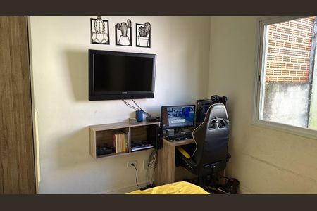 Quarto de casa à venda com 3 quartos, 96m² em Jardim Guairaca, São Paulo