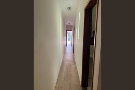 Corredor de casa à venda com 3 quartos, 96m² em Jardim Guairaca, São Paulo