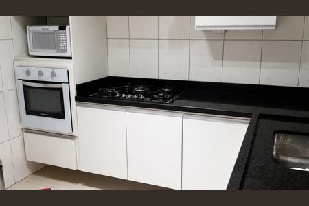 Cozinha de casa à venda com 3 quartos, 96m² em Jardim Guairaca, São Paulo