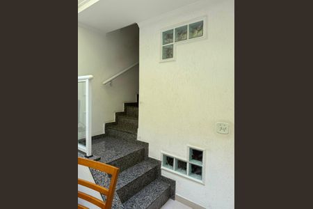 Área externa de casa à venda com 3 quartos, 96m² em Jardim Guairaca, São Paulo