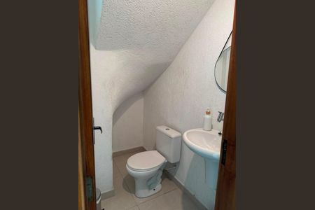 Banheiro de casa à venda com 3 quartos, 96m² em Jardim Guairaca, São Paulo