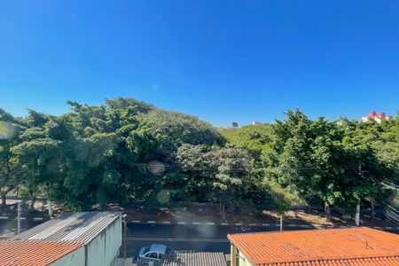 Vista de apartamento à venda com 2 quartos, 51m² em Quitaúna, Osasco