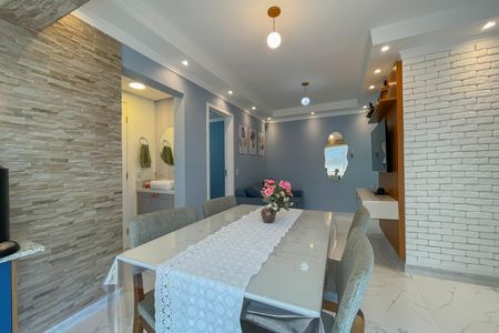 Sala de apartamento à venda com 2 quartos, 51m² em Quitaúna, Osasco