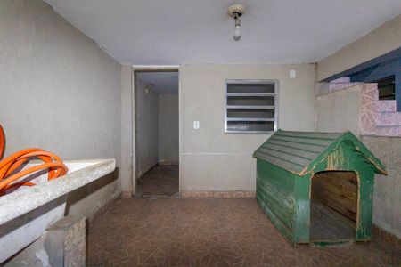Casa à venda com 225m², 3 quartos e 2 vagas Casa à venda com 225m², 3 quartos e 2 vagasÁrea de Serviço