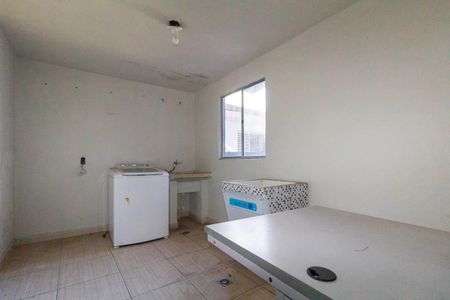 Casa à venda com 225m², 3 quartos e 2 vagas Casa à venda com 225m², 3 quartos e 2 vagasEdicula