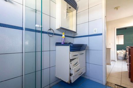 Casa à venda com 225m², 3 quartos e 2 vagas Casa à venda com 225m², 3 quartos e 2 vagasBanheiro 1