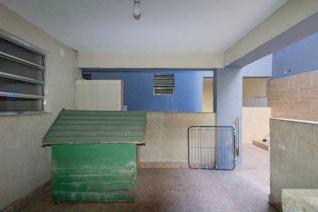 Casa à venda com 225m², 3 quartos e 2 vagas Casa à venda com 225m², 3 quartos e 2 vagasÁrea de Serviço