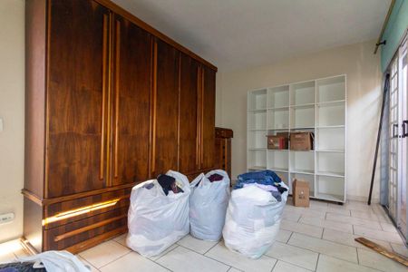 Casa à venda com 225m², 3 quartos e 2 vagas Casa à venda com 225m², 3 quartos e 2 vagasQuarto 2