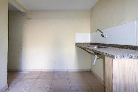 Quintal de casa à venda com 3 quartos, 225m² em Vila Nova Savoia, São Paulo
