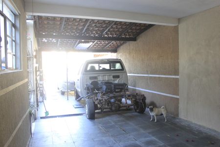 Casa à venda com 279m², 4 quartos e 6 vagasGaragem
