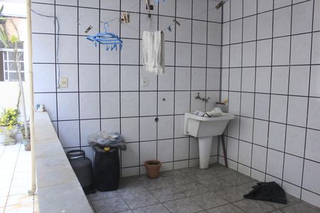 Casa à venda com 279m², 4 quartos e 6 vagasLavanderia e quintal