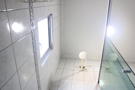 Casa à venda com 279m², 4 quartos e 6 vagasBanheiro social