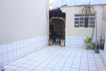 Casa à venda com 279m², 4 quartos e 6 vagasLavanderia e quintal