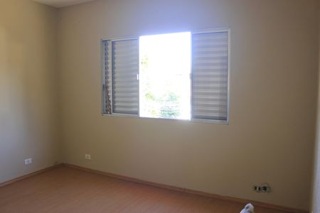 Casa à venda com 279m², 4 quartos e 6 vagasSuíte