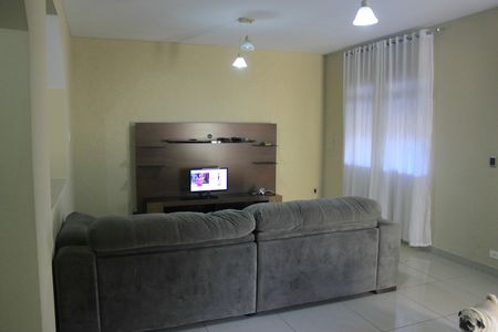 Casa à venda com 4 quartos, 279m² em Jardim Rosa de Franca, Guarulhos