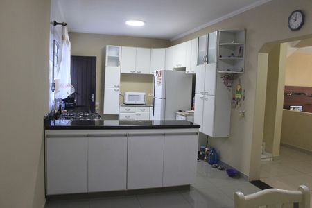 Cozinha de casa à venda com 4 quartos, 279m² em Jardim Rosa de Franca, Guarulhos